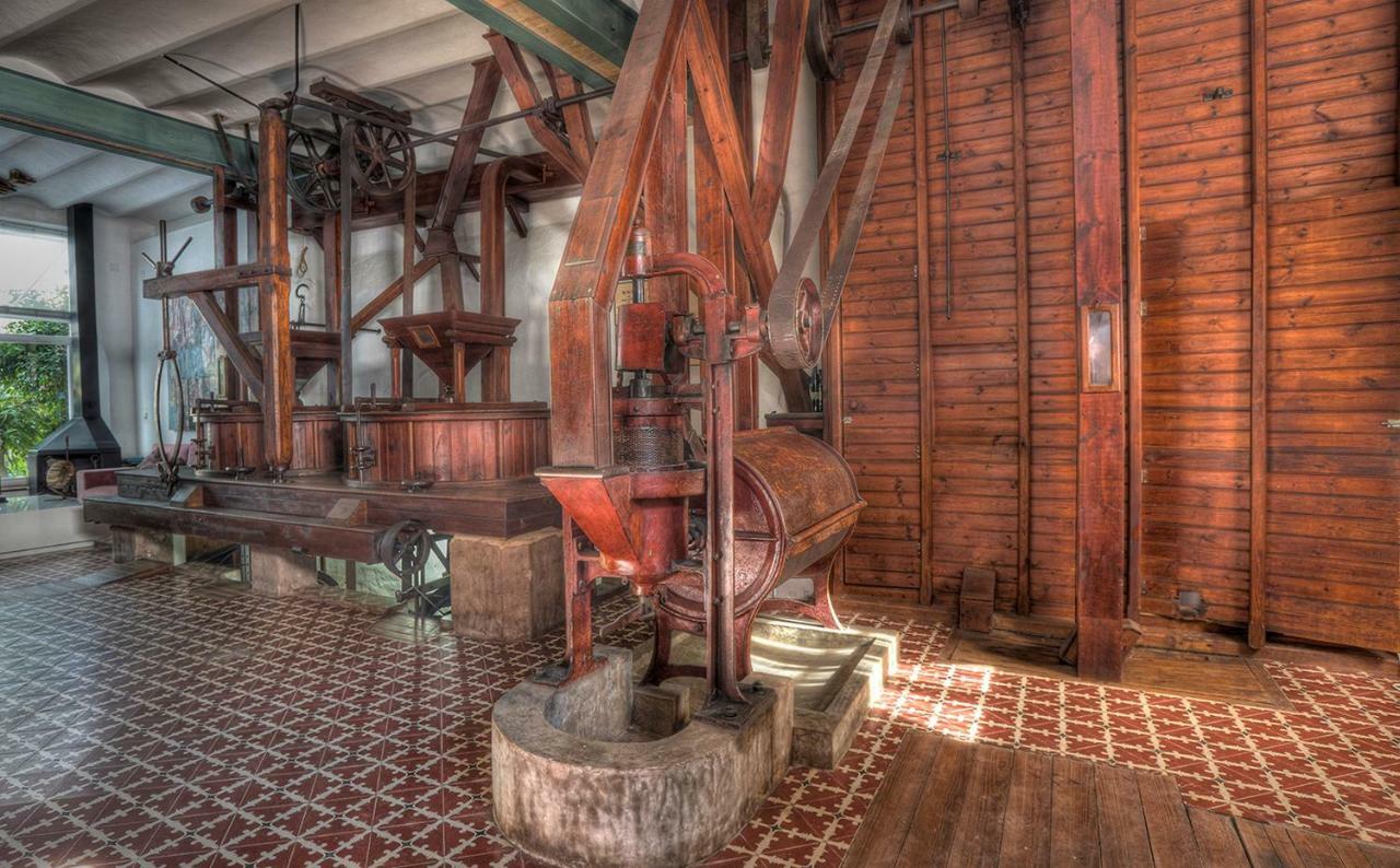Centro De Arte Harina De Otro Costal Guest House Trigueros Екстериор снимка